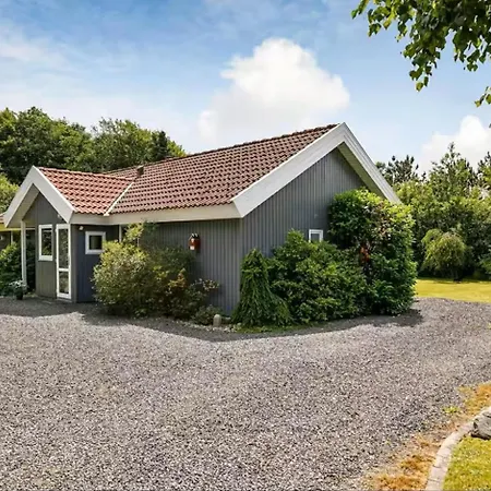 Cozy Family Summer House In Jegum For 6 With Sauna, Jacuzzi & Wood-fired Hot Tub 別荘