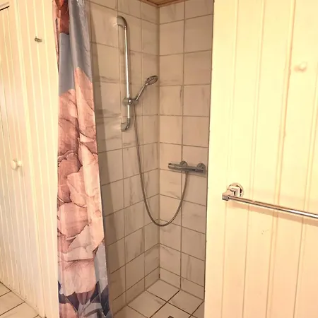 Cozy Family Summer House In Jegum For 6 With Sauna, Jacuzzi & Wood-fired Hot Tub 別荘 Oksbøl